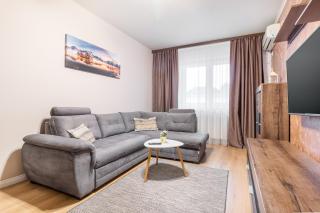 Quebec Flat - Oradea - 6