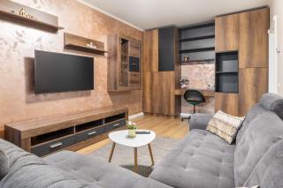 Quebec Flat - Oradea - 0