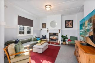 Hollyday - Bowral - 9