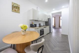 Cozy Downtown 2BEDRM Residence w' Peacefull Neighborhood - Budapest - 7