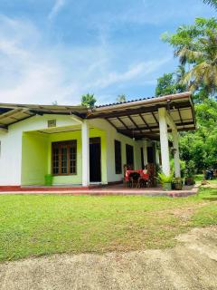 Lima Homestay - Dikwella - 0