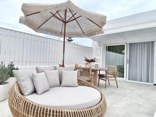 DelMar Suites Syros - Finikas - 8