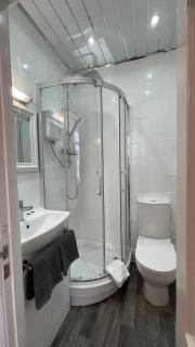 Double Room with Private Bathroom 16 Havelock Street - 6 - Blackpool - 9