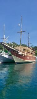 Semi Phinisi boat - - 1