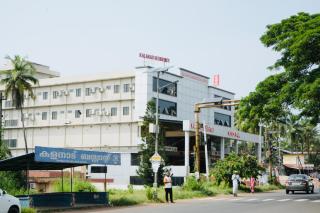 Kalanad Residency And Convention Centre - 9