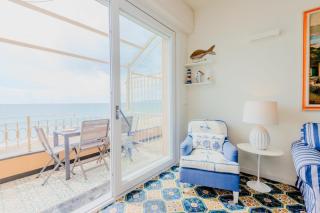 Oasi - Trilocale Elegante con Balcone Vista Mare - Accesso Diretto alla Spiaggia - Varigotti - 4