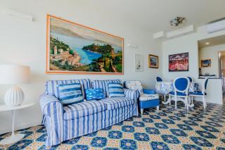 Oasi - Trilocale Elegante con Balcone Vista Mare - Accesso Diretto alla Spiaggia - Varigotti - 6