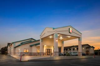 Super 8 by Wyndham Santa Rosa - Santa Rosa - 8