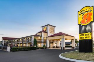 Super 8 by Wyndham Columbia - Columbia - 8