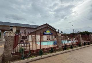 Days Inn by Wyndham Navasota - Navasota - 4