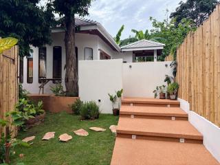 Opulent Private Pool Villa in Art District - Chiang Mai - 7