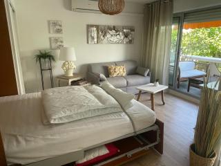Studio 30 M2 Centre ville et Port - 2