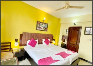 HOTEL THE SURYA # BEACH Near Sea Beach & Jagannath Tempe - Restaurant- Lift and Parking Facilities - Fully Air Conditioning Room - Best Hotel In Puri - Puri - 9