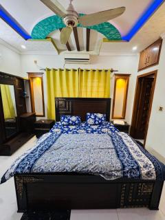 2 Bed Luxury & Comfortable Rooms - Islamabad - 2