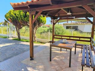Elena's 3BR Maisonette with Garden & Pool - Nea Plagia - 6