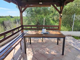 Elena's 3BR Maisonette with Garden & Pool - Nea Plagia - 7