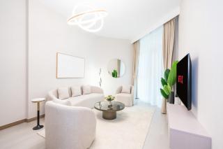 Bright & Beautiful 1BR at Business Bay - 9