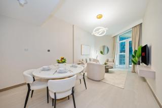 Bright & Beautiful 1BR at Business Bay - 6