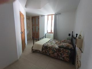 Dans maison de maître, appartement indépendant. - Montfrin - 5