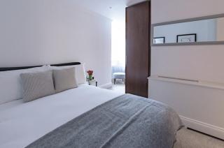 Modern, Luxurious 1BR Flat- Heart of Covent Garden - 1