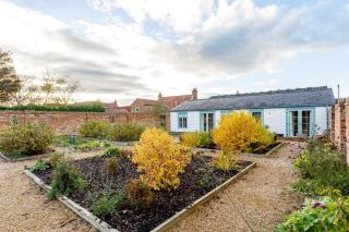 The Garden House in Low Catton - - 1
