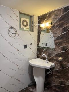 Hotel Rose One Gulshan - Carachi - 7