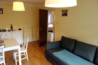 NEW Cosy 2 Bedroom Flat - Englefield Green - 7