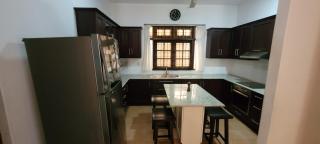 Spacious and Serene Family Home in Colombo - Colombo - 7