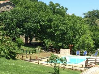 Farmhouse in Apecchio with Swimming Pool, Terrace, Garden - Apecchio - 6