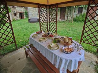 Spacious Farmhouse in Apecchio with Pool - Apecchio - 9