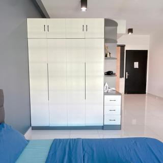 25 -Stylish Black Modern Retreat at Mount Austin,JB - Johor Bahru - 7