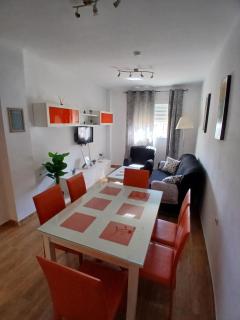 Bonito piso de 2 habitaciones - Híjar - 0