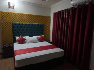 Shaheen Palace Hotel Gulberg - Lahore - 8
