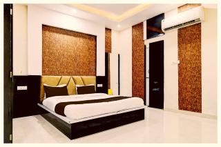 Premium SWIMMING-POOL Hotel # N # R # B Puri, Near Sea-Beach and Jagannath Temple, Fully Air conditioned Rooms ,Wi-Fi ,- Lift, Restaurant, SPA and Parking Facilities, BEST HOTEL IN PURI - Puri - 5