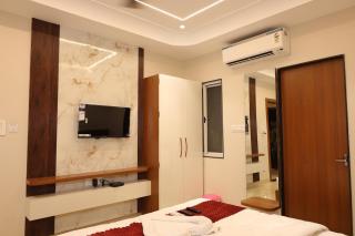 Hotel Trinetra - Ujjain - 9