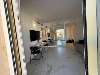 Palm Beach Studio Right Next To The Sea - Cannes - 4