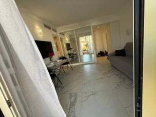Palm Beach Studio Right Next To The Sea - Cannes - 3