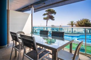 AT021 Apartment with pool in front of the beach - Torredembarra - 9
