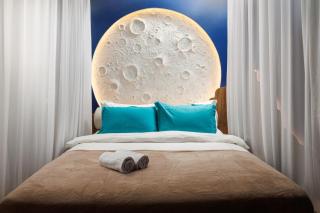 The Moon - Poiana Brasov - Braşov - 1
