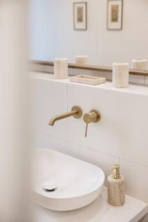 Large and Central Boutique 5-Bedroom Berlin Apartment - Berlim - 4
