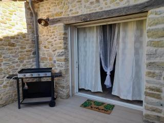Mas en Pierre "entre Gard et Ardèche" avec jardin - 5