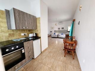 Florence Hotel Apartments - Ayia Napa - 9