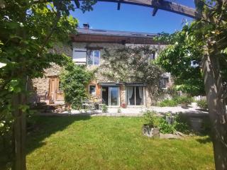 Maison de charme avec jacuzzi et jardin - - 0