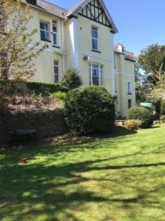 NEW Stunning 4 bedded family apartment - Torquay - 8