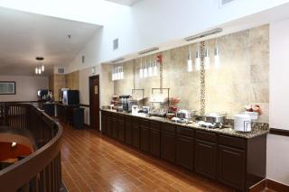 AmericInn by Wyndham Grand Rapids Airport North - 6