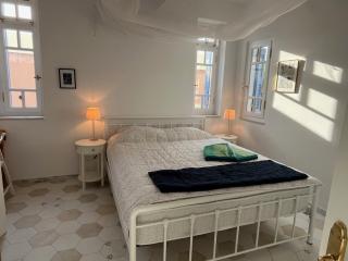 Amalía - central, stylish, quiet - Caristo - 1