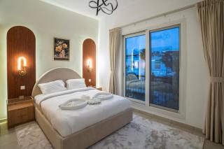 PJ- Premium Palm Jumeirah Apartment - Beachfront, Pool & Balcony - 0
