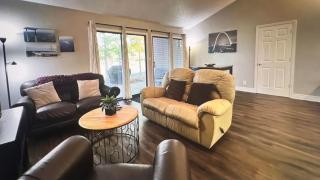 No Putts Given. Cozy home on Par 4, free Golf Cart and Pool access - Osage Beach - 6
