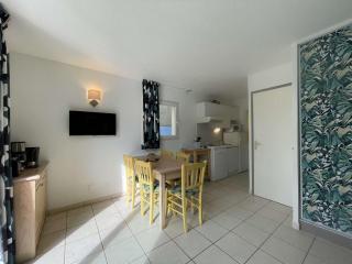 Duplex T3 6 pers avec terrasse, piscines et parking - Salavas - FR-1-382-32 - Salavas - 2