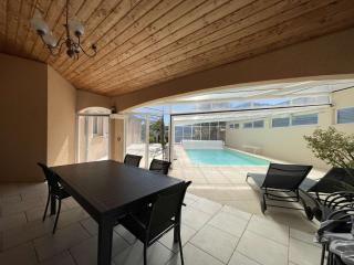 Villa 11 Pers à Vallon-Pont-d'Arc - Piscine Privée, 5 Ch, Jardin, Proche Centre - FR-1-382-213 - Vallon-Pont-dʼArc - 0